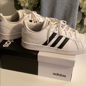 Adidas grand court k